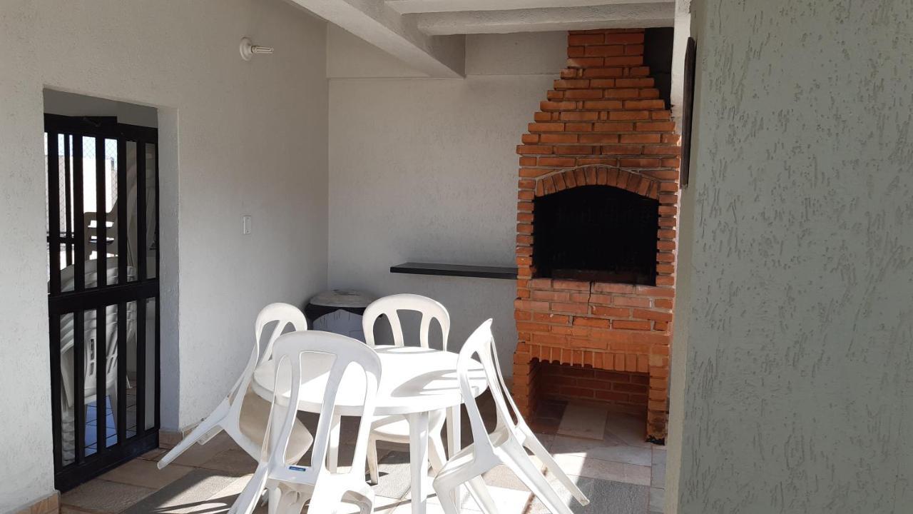 500M Da Praia, Predio Cm Piscina, 1Garagem, Wi-Fi 300 Mbps, Centro De Guaruja, Proximo A Praia E Comercio, Horarios Check-In E Check-Out Flexiveis, Churrasqueira, Extérieur photo